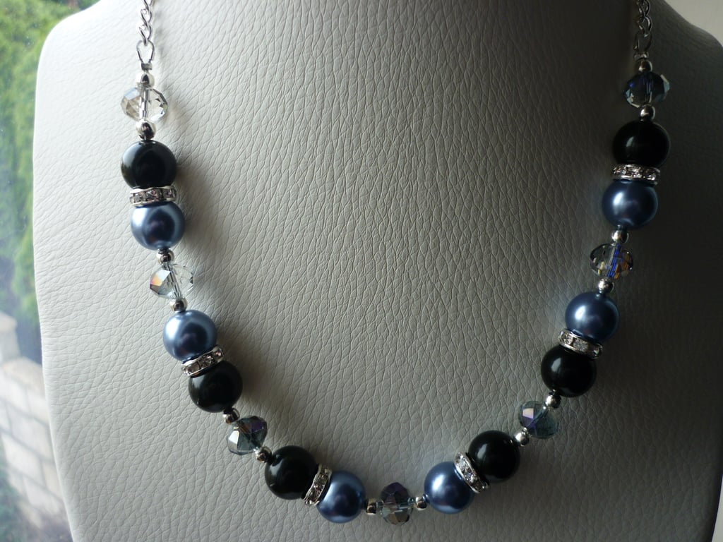 DEEP SLATE BLUE, BLACK AND RHINESTONE NECKLACE.  616