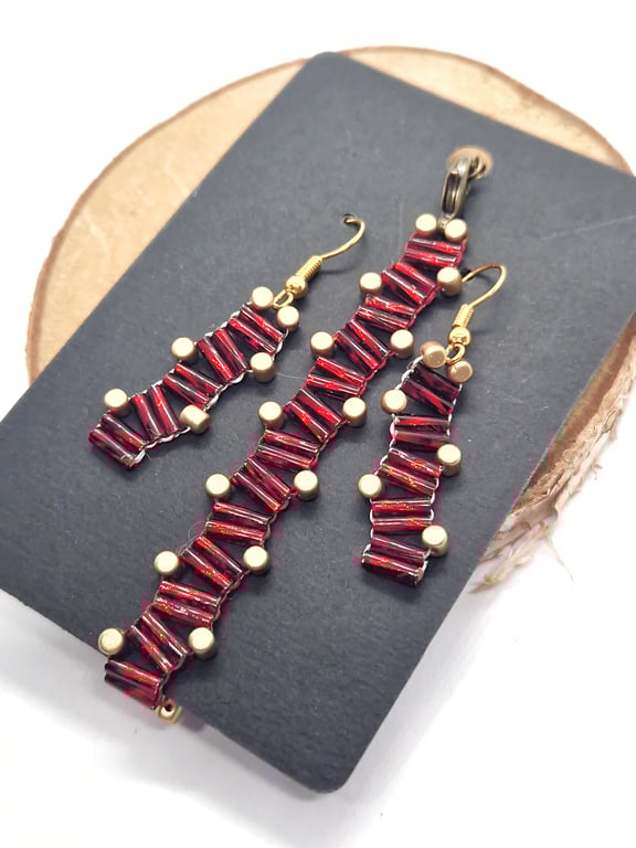 Shimmering red and gold Christmas beaded bracelet and earrings set