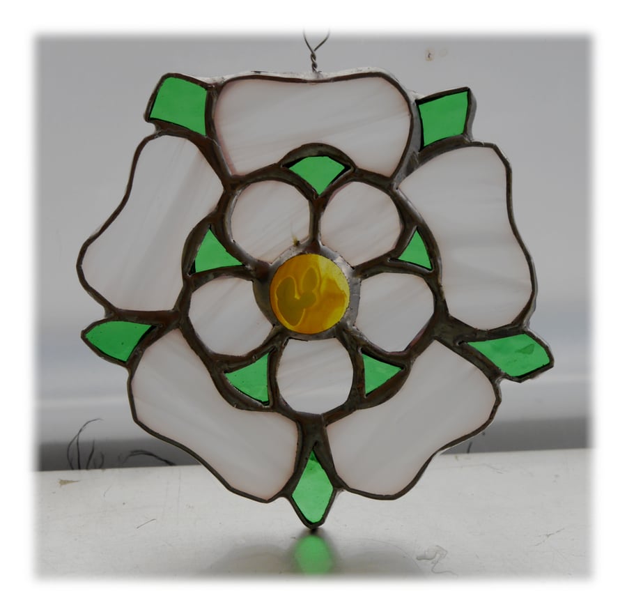 Yorkshire Rose Suncatcher Stained Glass 041