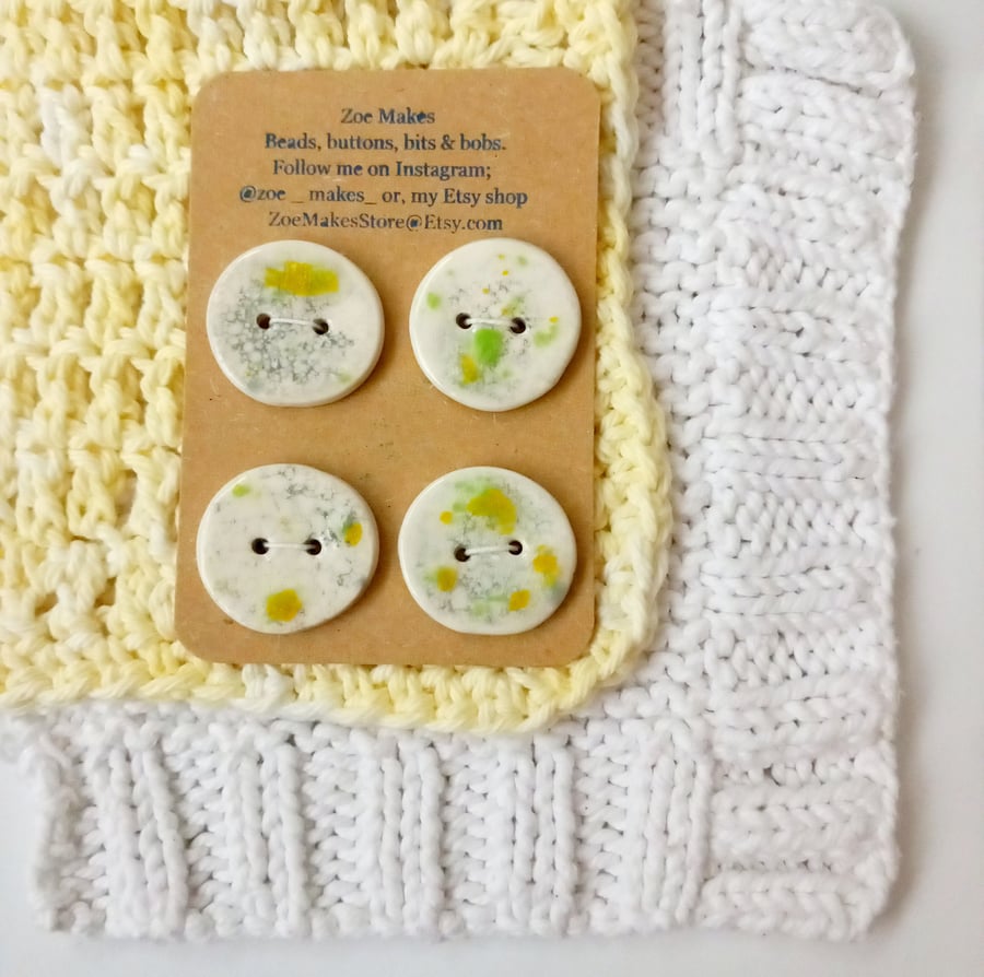 A set of 4, 3cm buttons handmade, inspired by the lichen found on rocks. 