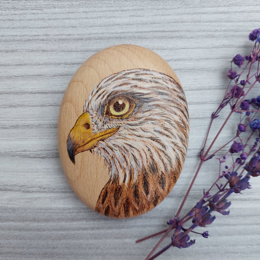 Red Kite pyrography wooden pebble 