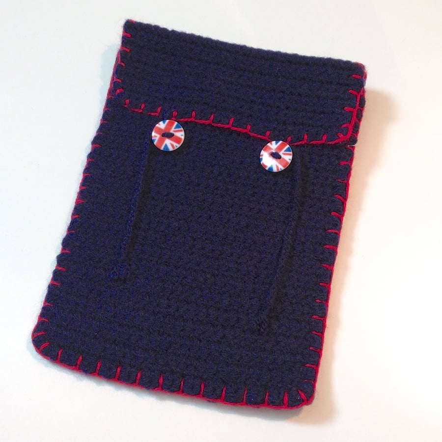 Kindle e-reader case - Navy crocheted sleeve with flap