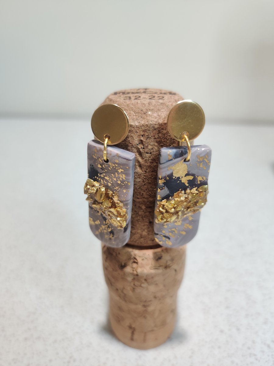 Lilac and gold swirl geode earrings 