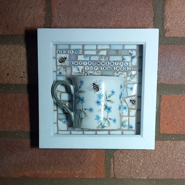 MOSAIC WALL DECORATION. BEES ENVIRONMENTAL SUPERHEROES.