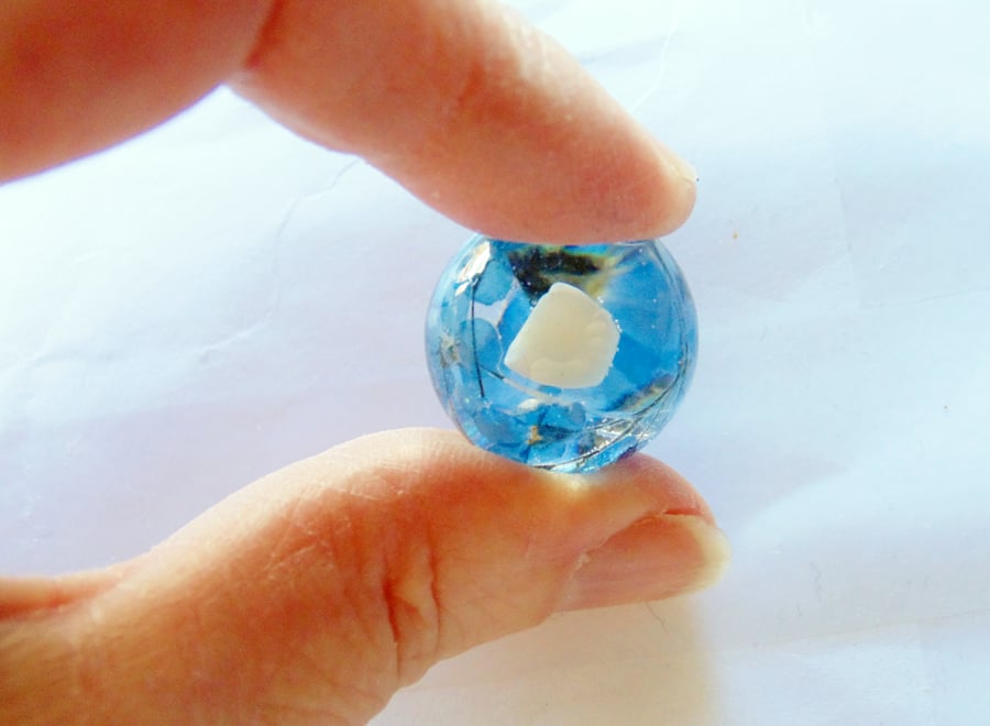 Tooth Pendant, Tooth Necklace, Custom Made Milk Tooth in Resin, Preserving Teeth