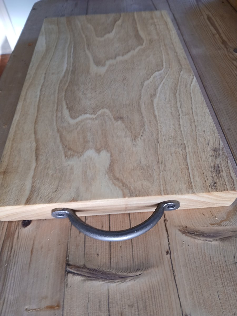 Idigbo Serving Board with Cast Iron Handles no2