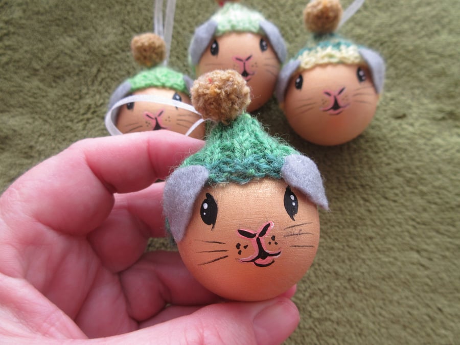 Guinea Pig Christmas Tree Baubles Hanging Decoration in Gold Set of 4