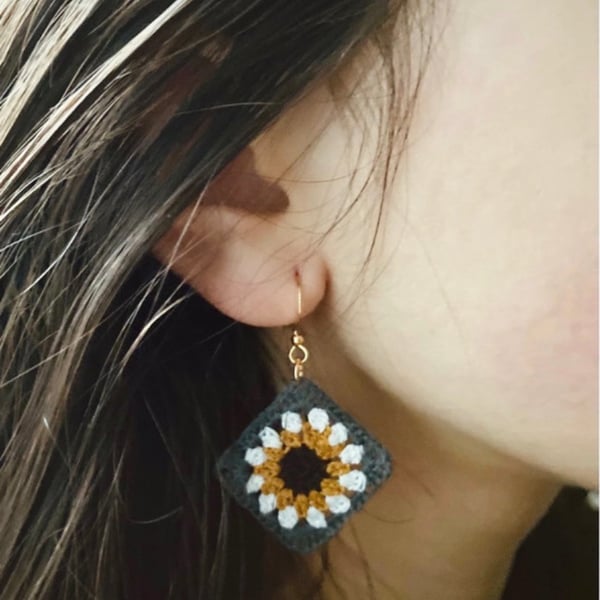 Floral granny square crocheted earrings