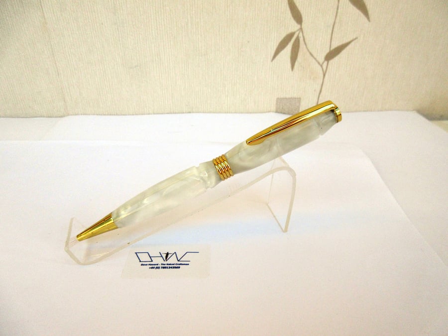 Hand Made White Pearl Swirl Acrylic Ball Point Pen with A Velvet Pouch