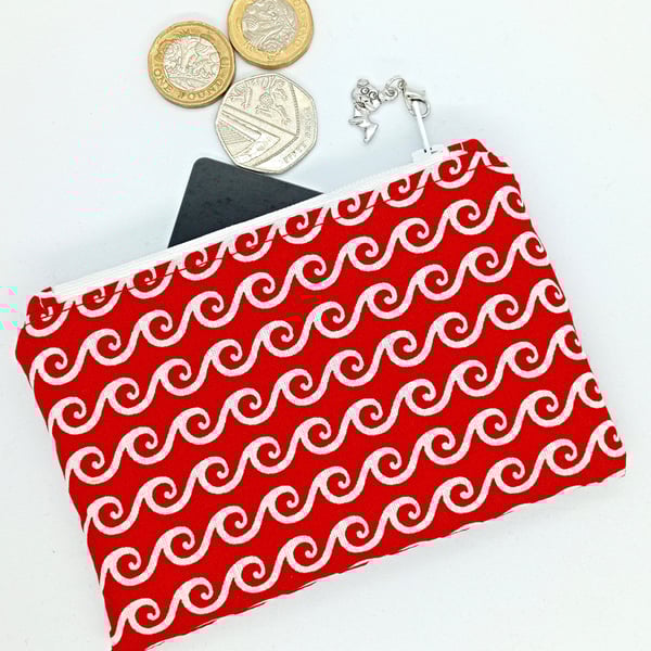 Waves coin and card purse NO POSTAGE  624H