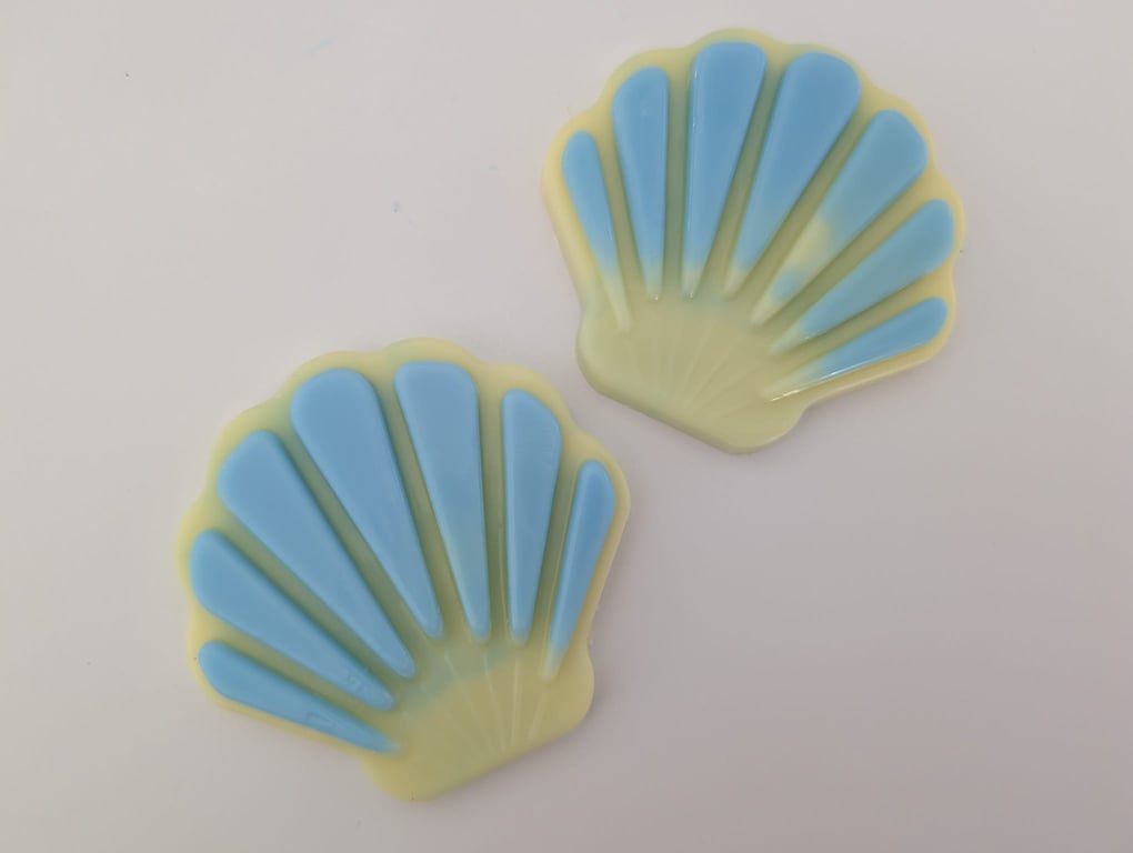 Summer Clamshell