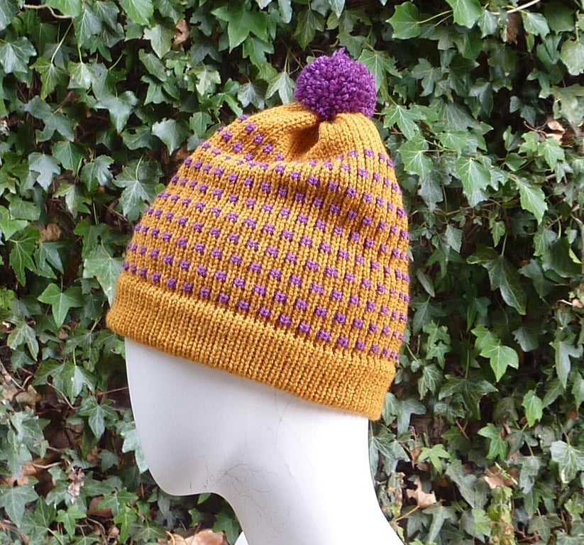 Woman's Knitted Beanie