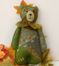 Woodland felt teddy bear, decorated patchwork bear wall hanging - Image 10