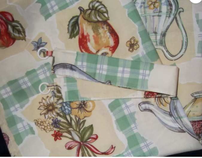 Small Curtain & Tie back Vintage Kitsch Retro Kitchen fabric