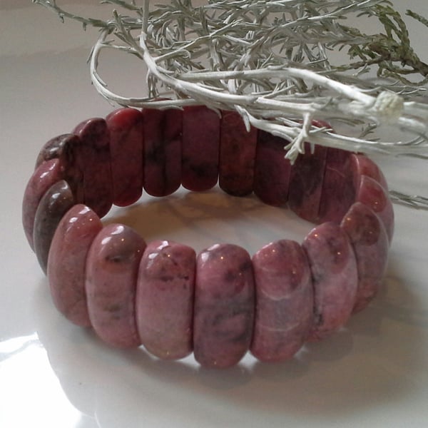 455ct Rare Rhodanite Gemstone CHUNKY Elasticated Bangle