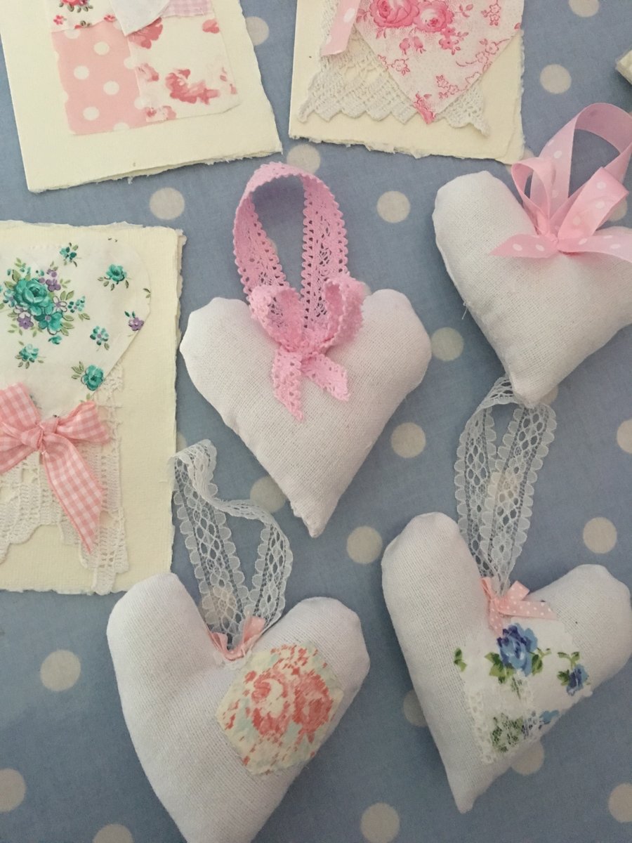 4 linen hearts