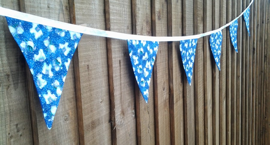 Polar Bear and Penguin Christmas Bunting