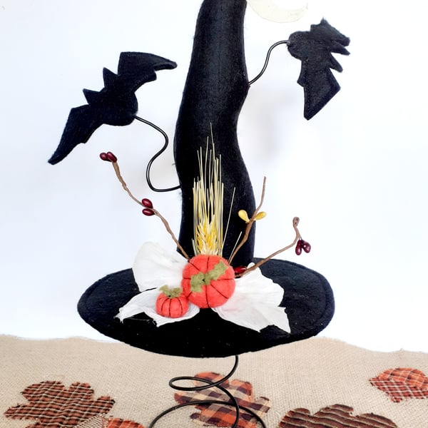 HALLOWEEN BATTY WITCH BED SPRING ORNAMENT