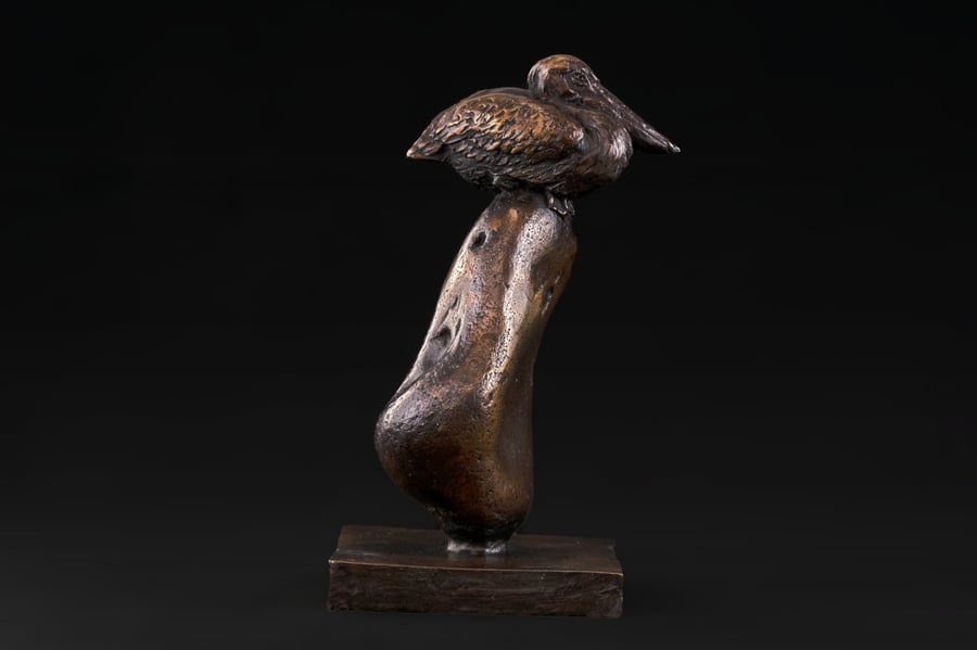 Foundry Bronze Pelican on Rock Animal Statue Small Bronze Metal Sculpture