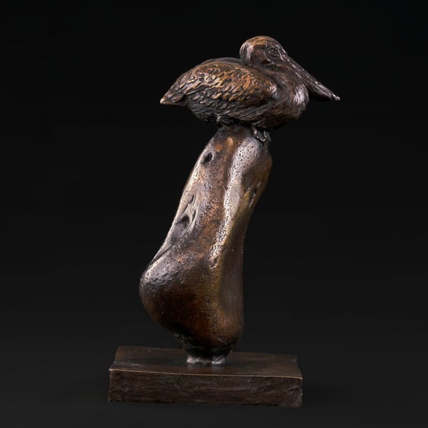 Foundry Bronze Pelican on Rock Animal Statue Small Bronze Metal Sculpture