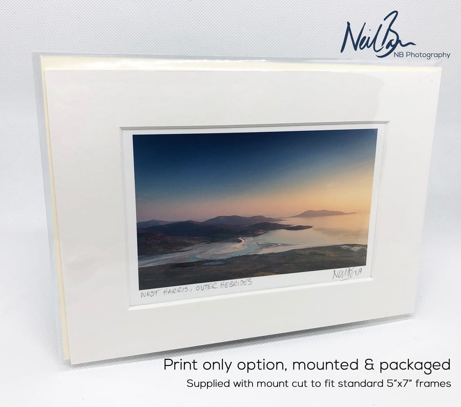 Luskentyre & Sheileboist W Harris in Outer Hebrides - A6 (7"x5") Unframed Print