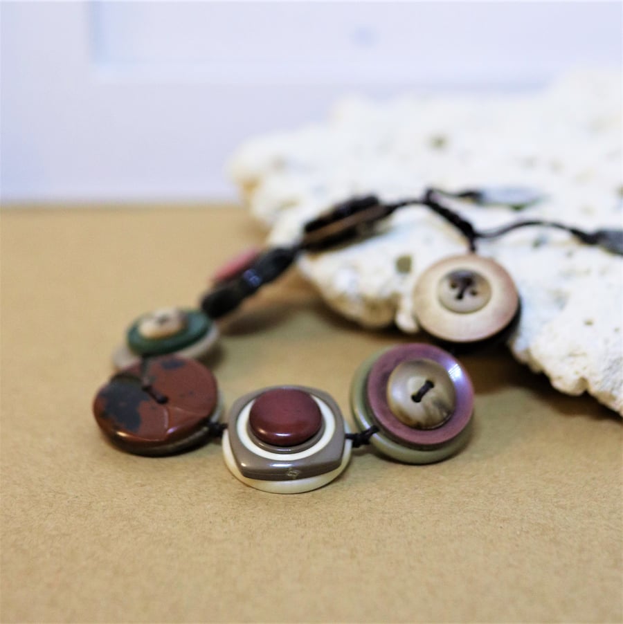 Maroon color palette - Vintage Button Adjustable Bracelet