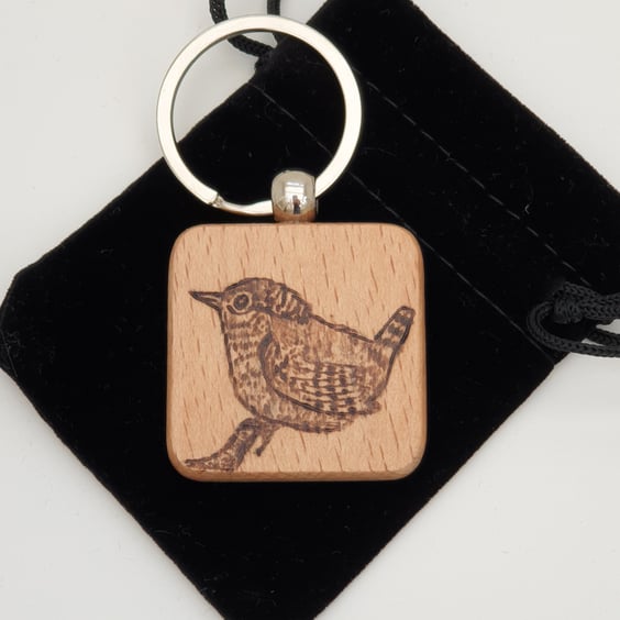 Bird keyring, wren pyrography wooden keyring, gift for bird lover