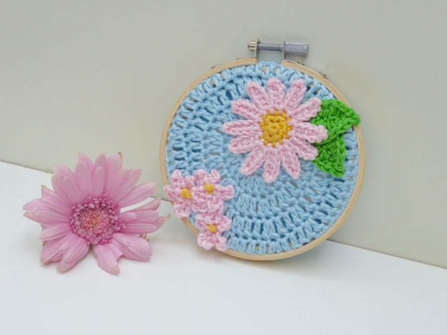 Crochet hoop, pink daisy embroidery hoop, textile art
