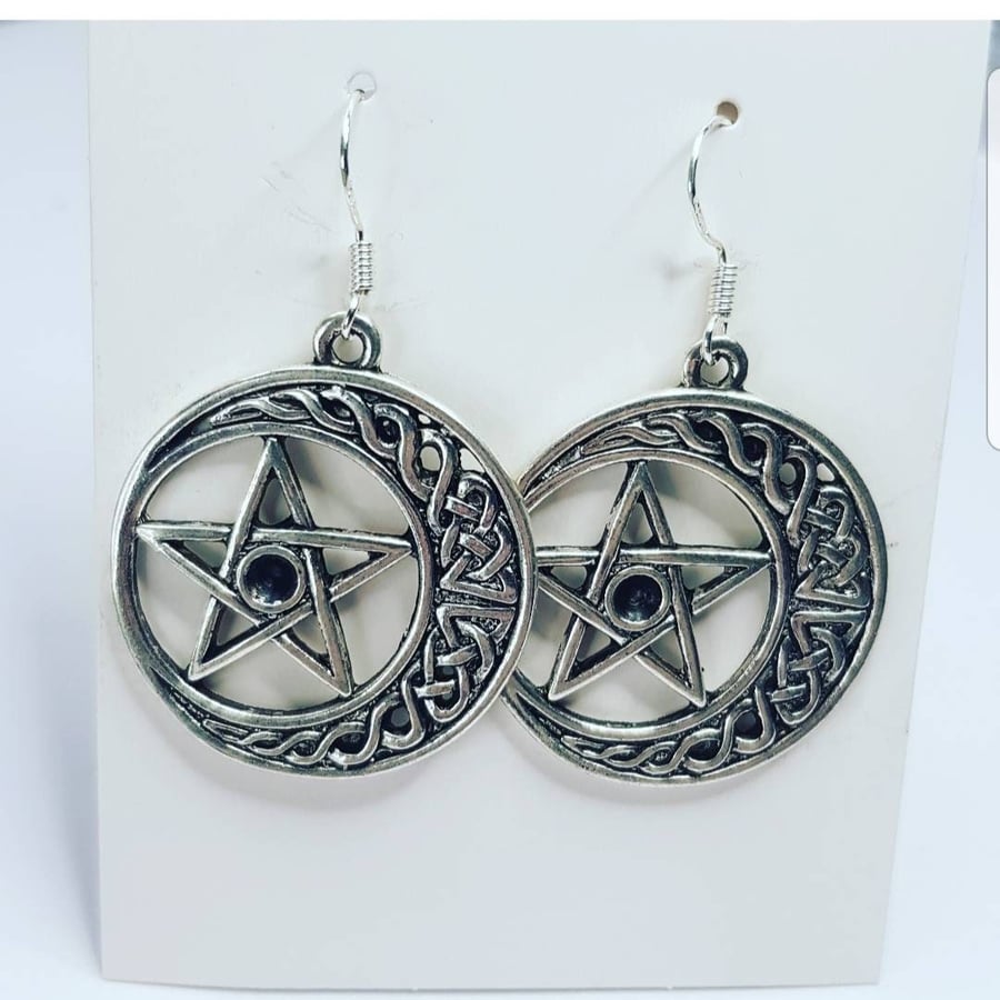 Pentagram earrings. Unique quirky horror, spooky, jewellery handmade. devil, han