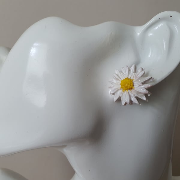 Daisy Stud Earrings