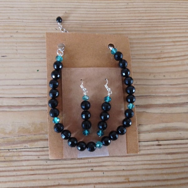 Handmade bracelet and earring set