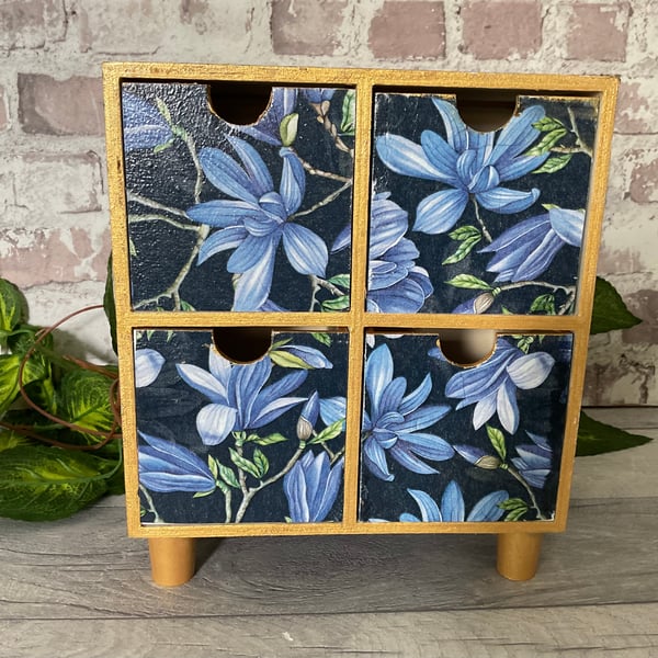 Decoupaged mini drawers. Floral Magnolia.