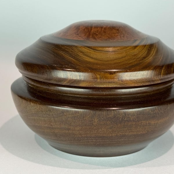 Lignum Vitae Trinket Box Small Wooden Jewellery Box No. 696