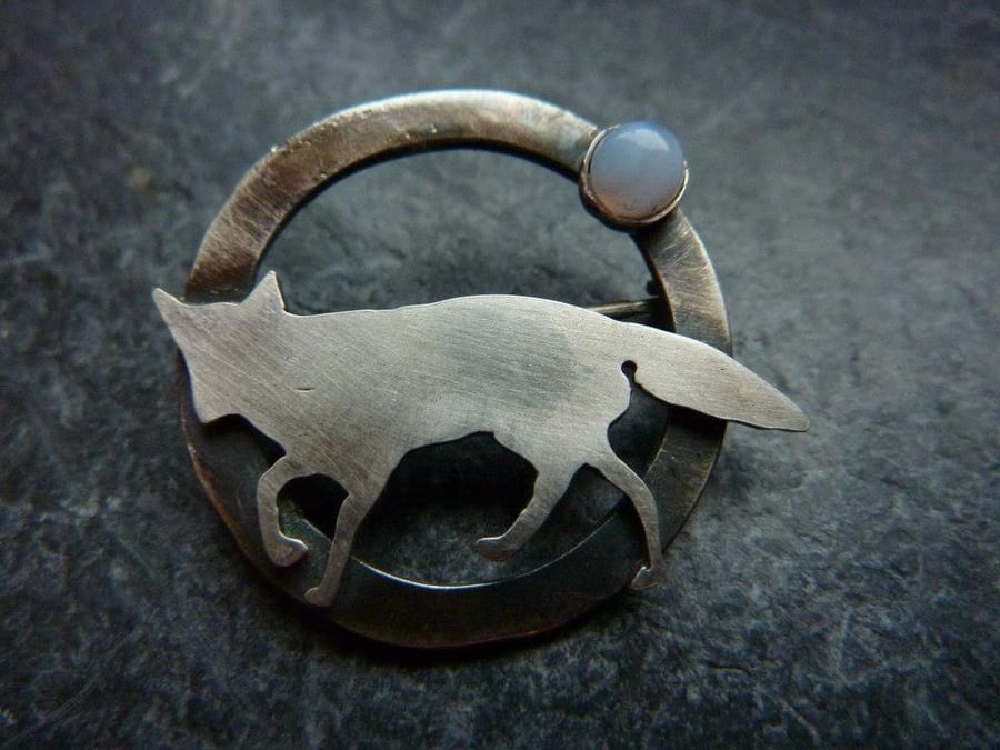 Fox brooch