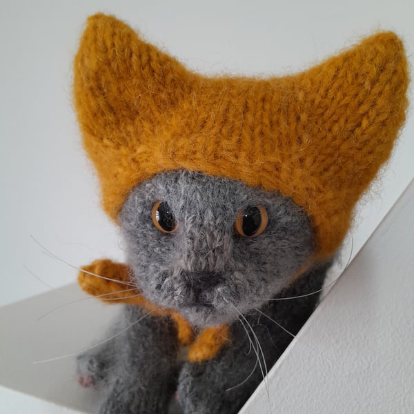 British Shorthair Kitten, dotpebblesknits Knitted Kitten