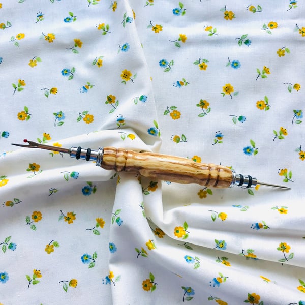 Woodturned seam ripper with stiletto