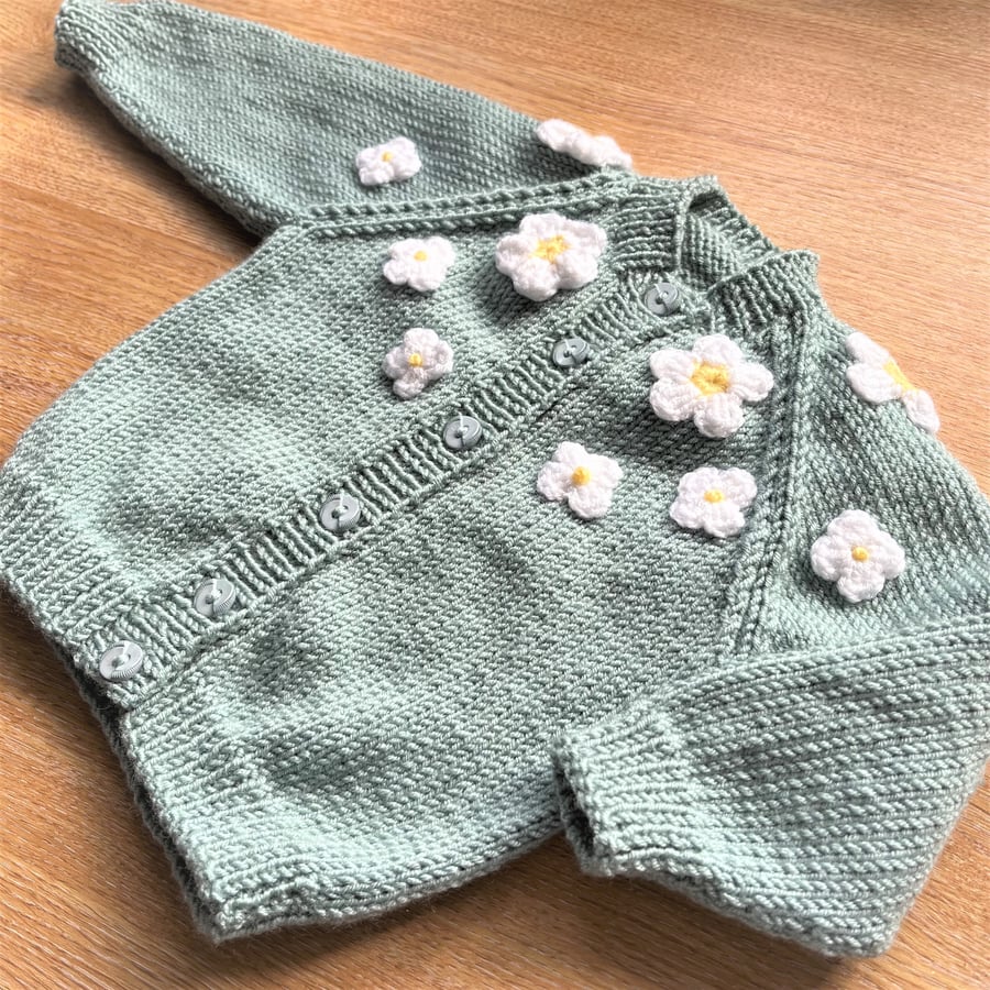 Baby cardigan 6 - 12 months with applique white daisies