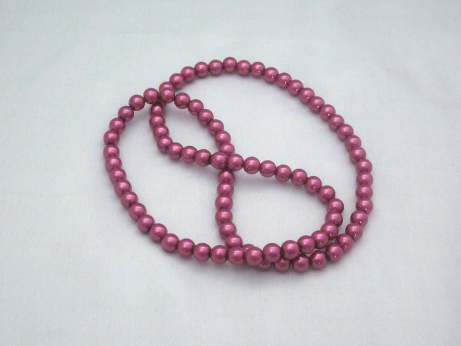 Hot pink glass pearl necklace (353)
