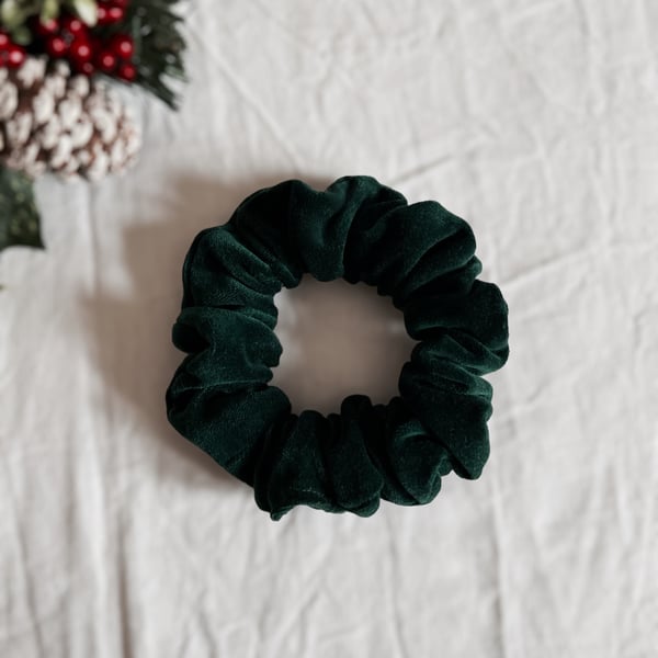 Bottle Green Velvet Scrunchie - Regular