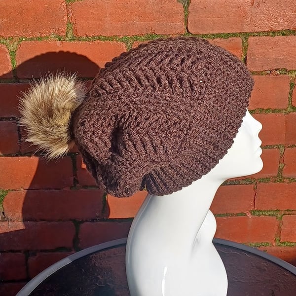 Chunky brown slouchy beanie hat with pompom