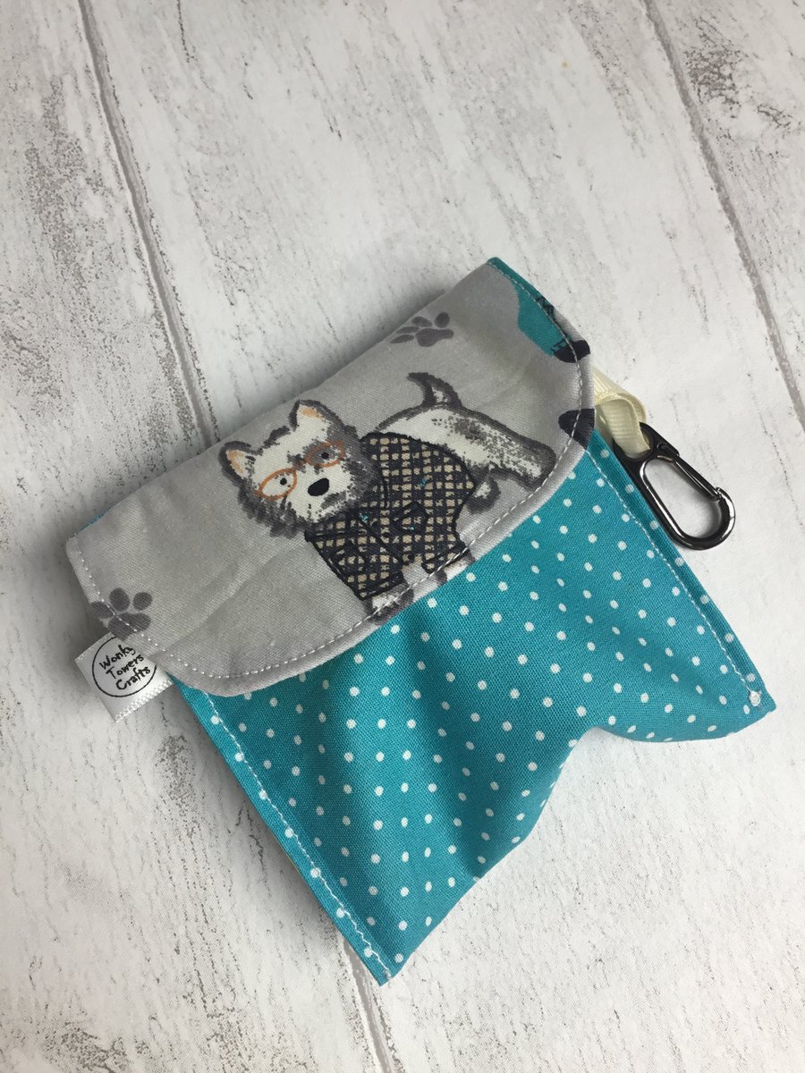 Dog treat pouch with wipe-clean lining