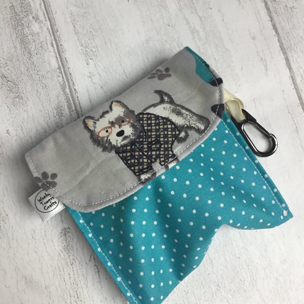 Dog treat pouch with wipe-clean lining
