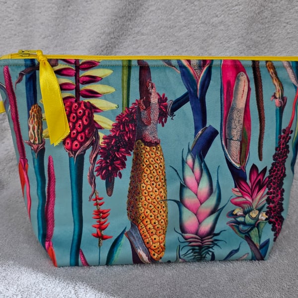 Velvet Botanical Plants Print Project Holder. Lined Purse. Zipped Holdall. Bag