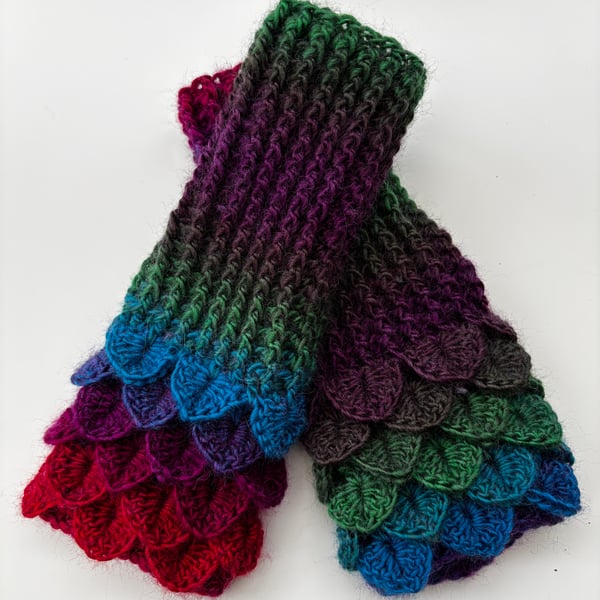 Crochet Dragon Scale Fingerless Mitts - Valentines Day, Mother's Day