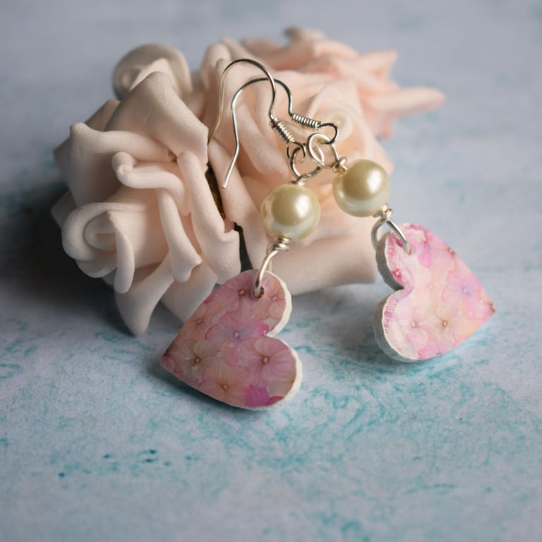 Dainty Pastel Flower Heart Earrings