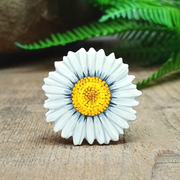 Daisy Brooch, Handmade Daisy Pin, April Birth Flower Birthday Gift