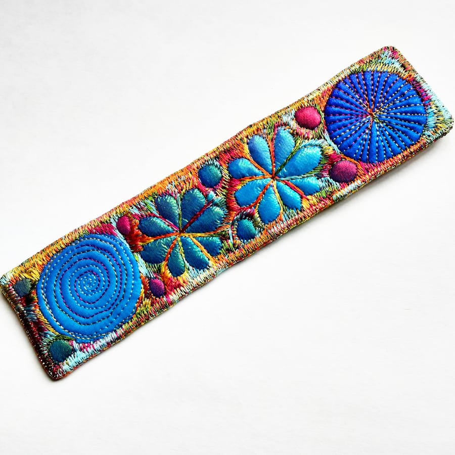 Bookmarks - Textile with Machine Embroidery Bookmark