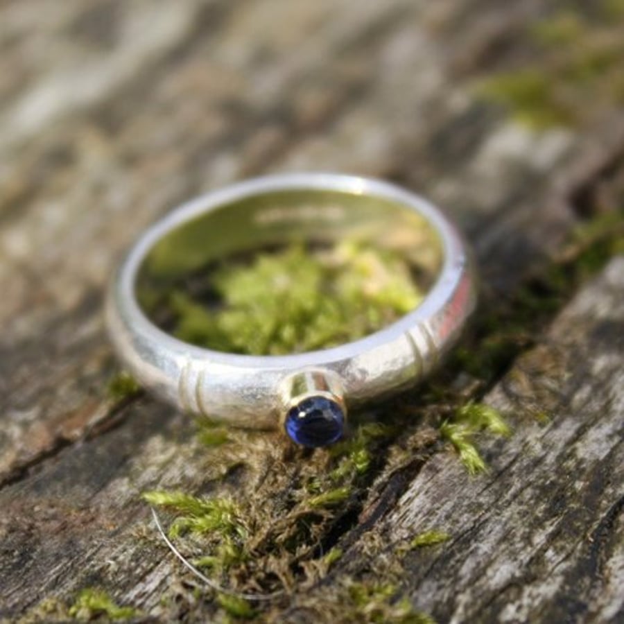 Silver Notched Ring with Sapphire