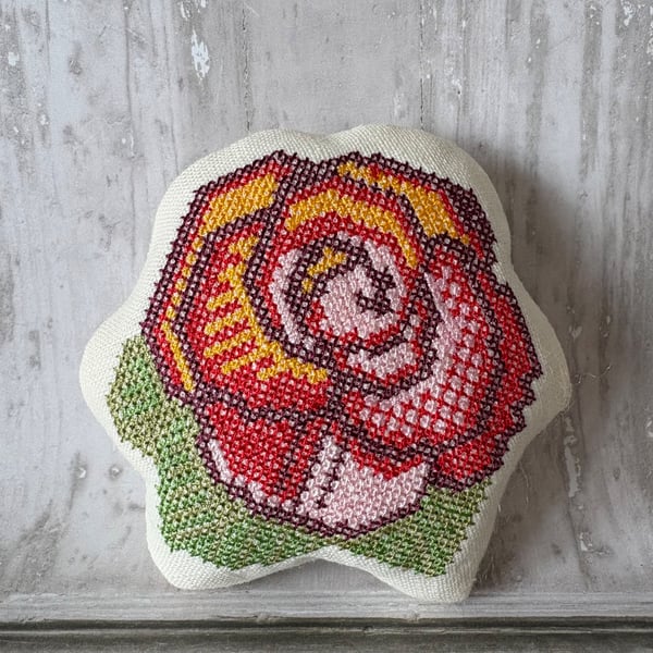 Spring Bowl Filler - Rose - SY 0079