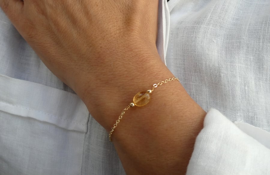 Gold chain and citrine gemstone bracelet